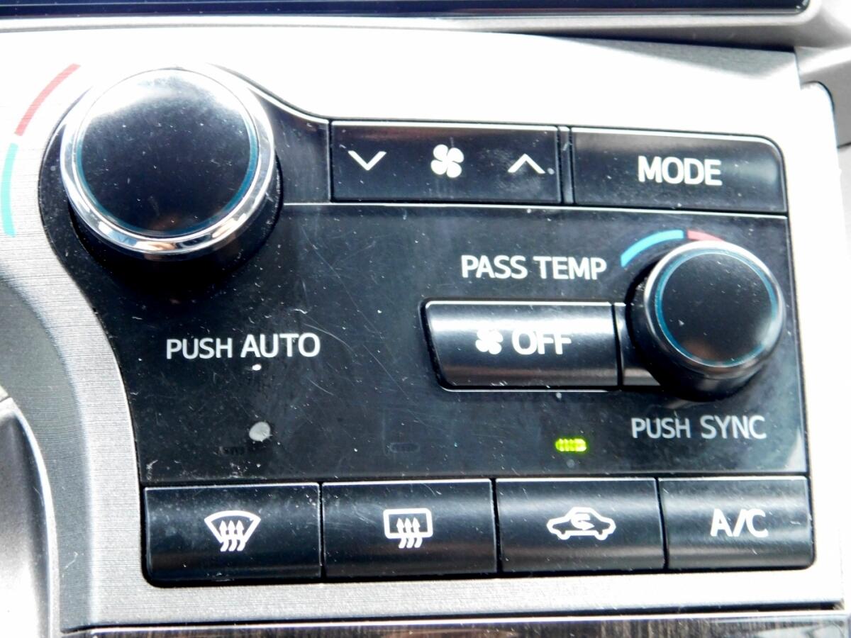 2013 Toyota Venza Limited photo 18