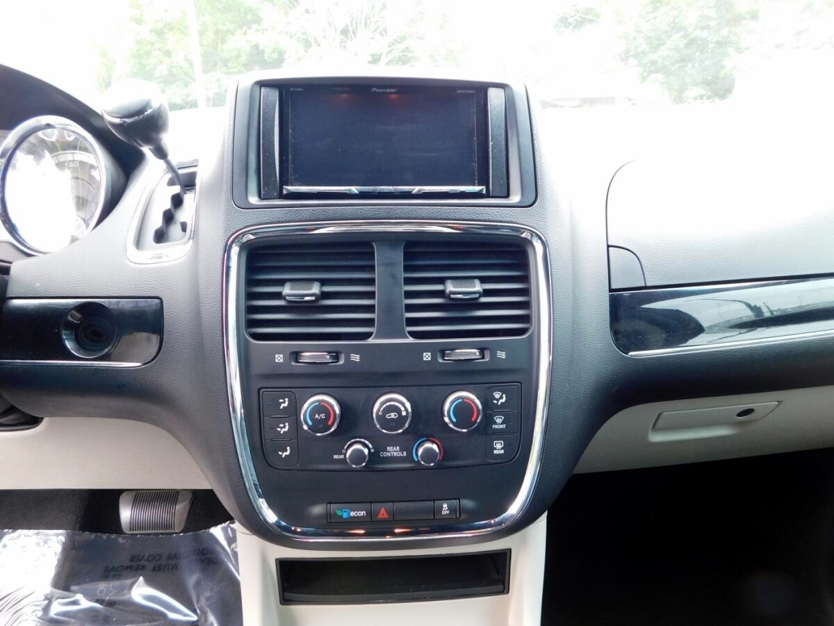 2018 Dodge Grand Caravan SXT photo 12