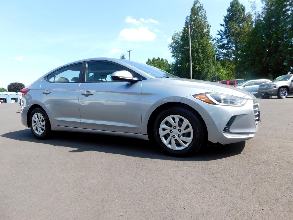 2017 Hyundai Elantra SE Sedan 4D