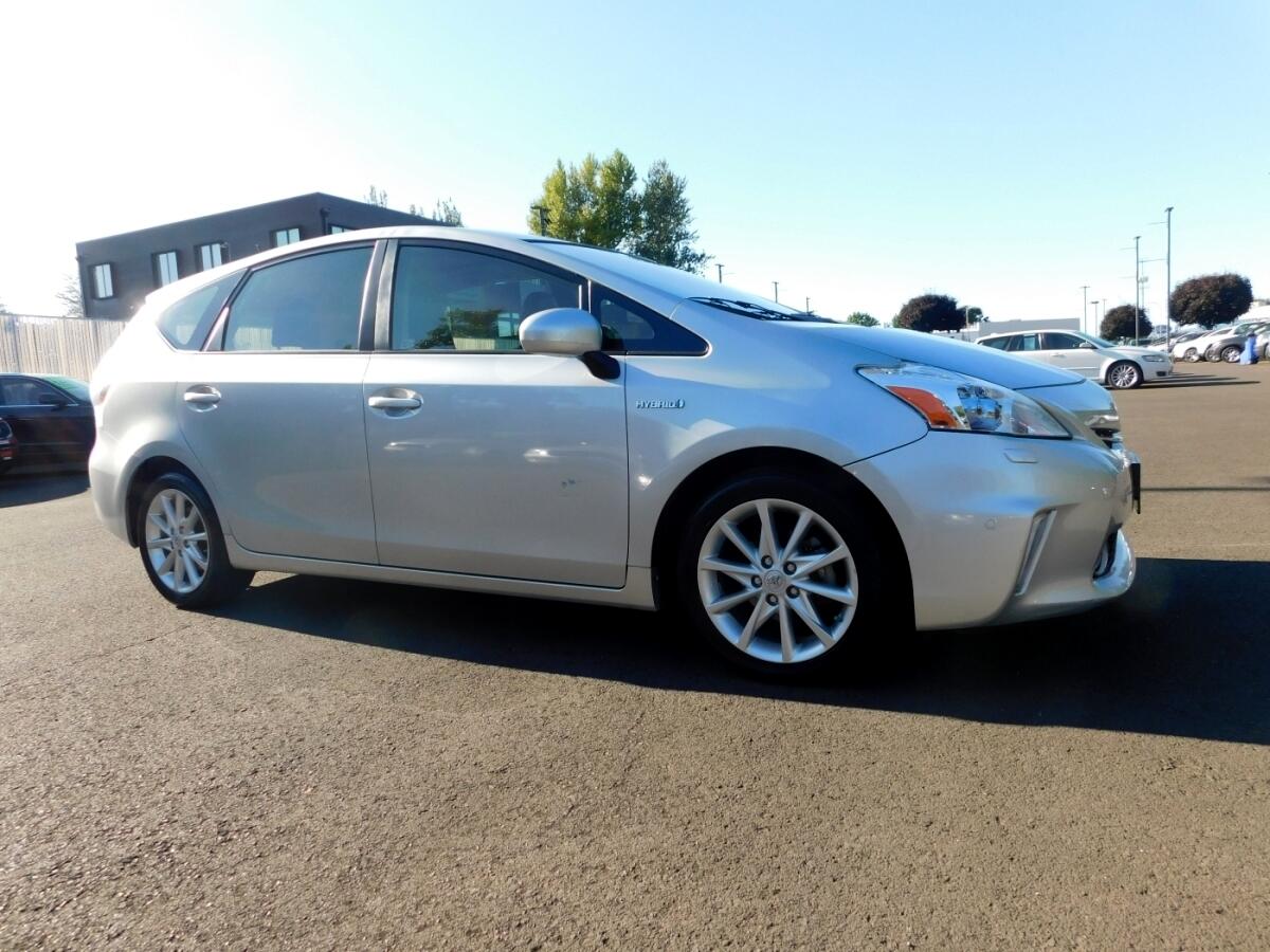 2013 Toyota Prius V Five Wagon 4D
