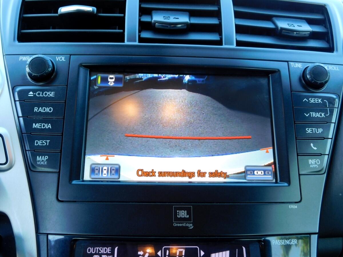 2013 Toyota Prius V Five photo 11