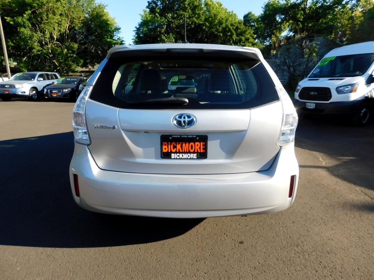 2013 Toyota Prius V Five photo 21