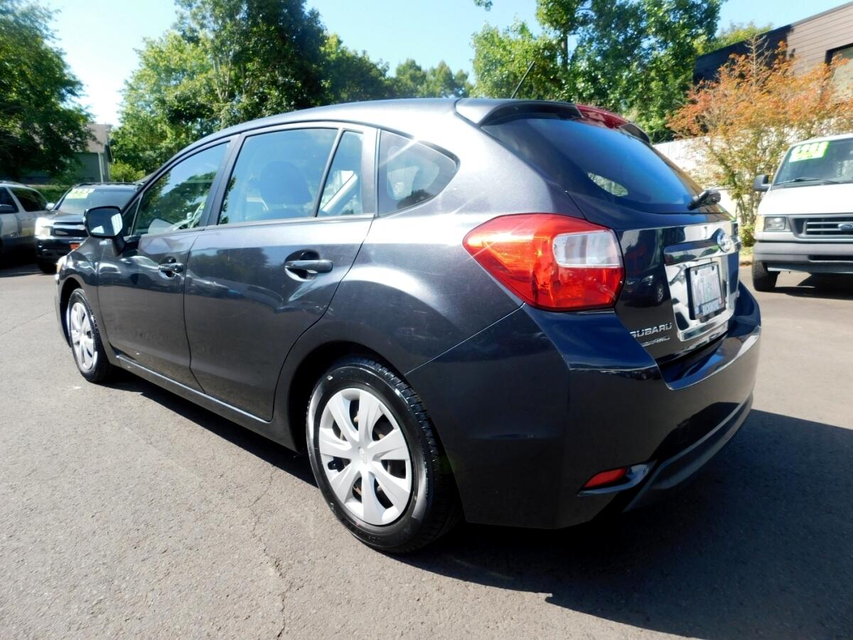 2012 Subaru Impreza 2.0i photo 2