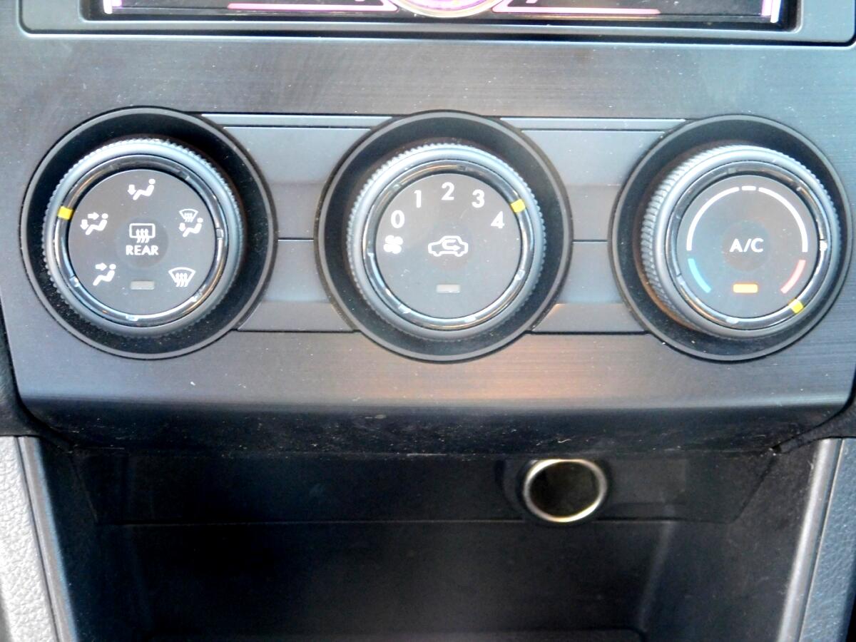 2012 Subaru Impreza 2.0i photo 12