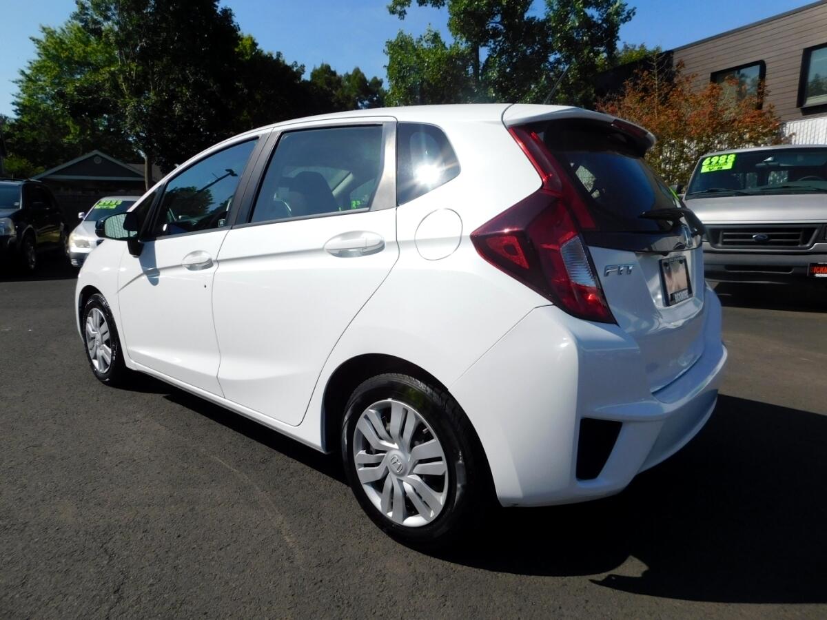 2016 Honda Fit LX photo 3