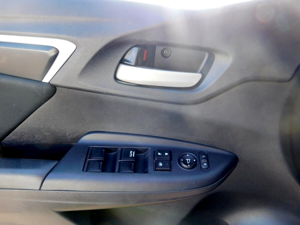 2016 Honda Fit LX photo 15