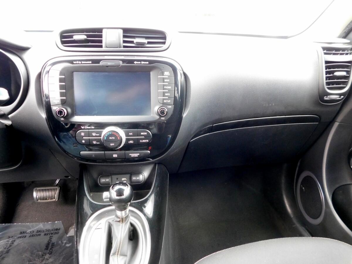 2015 Kia Soul Plus photo 7