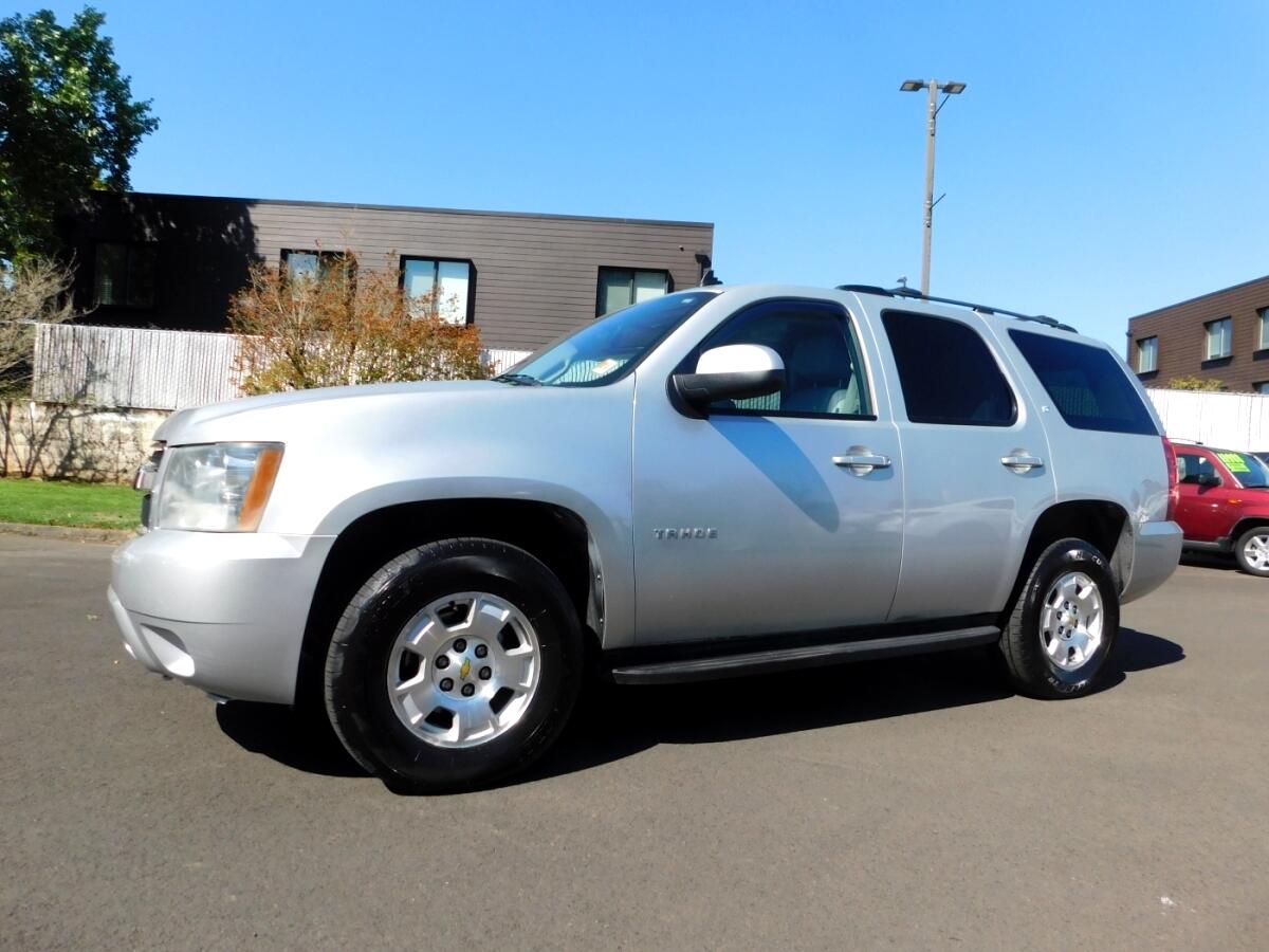 2011 Chevrolet Tahoe LT photo 4