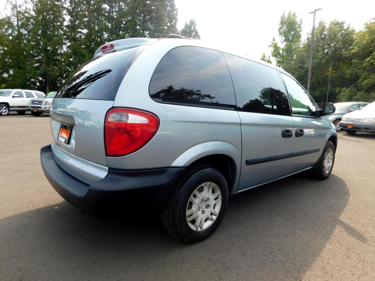 2005 Dodge Grand Caravan Base C/V photo 2