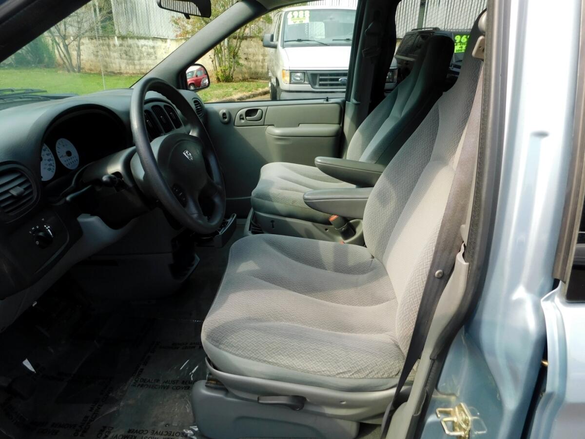 2005 Dodge Grand Caravan Base C/V photo 7