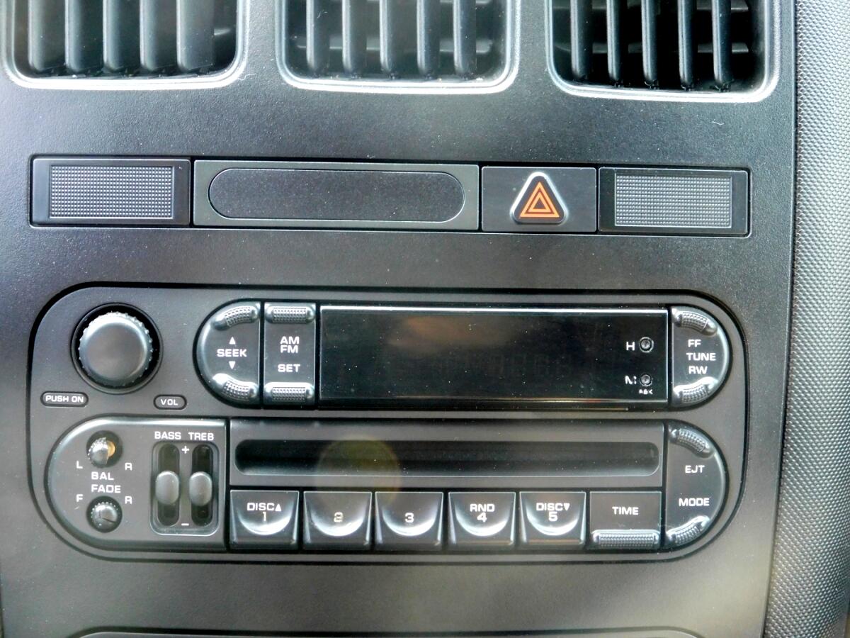 2005 Dodge Grand Caravan Base C/V photo 10