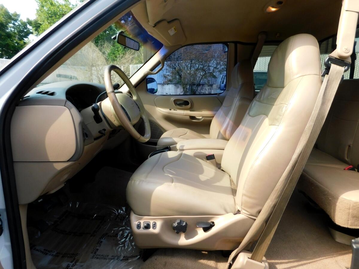 1999 Ford F-250 Lariat photo 6