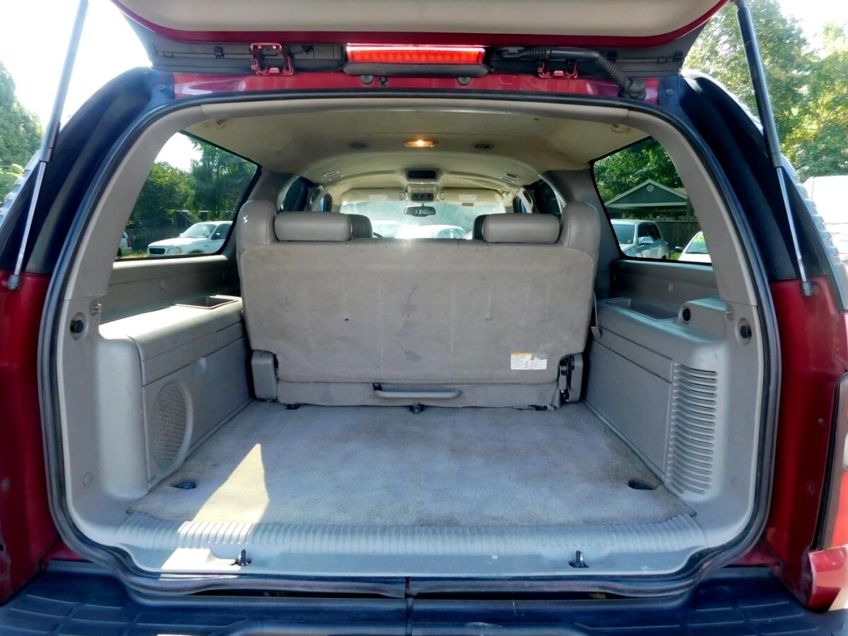 2005 Chevrolet Suburban 1500 photo 5