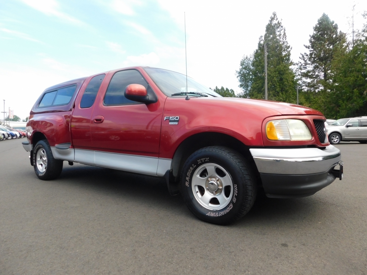 2003 Ford F-150 XLT Pickup 4D 6 1/2 Ft