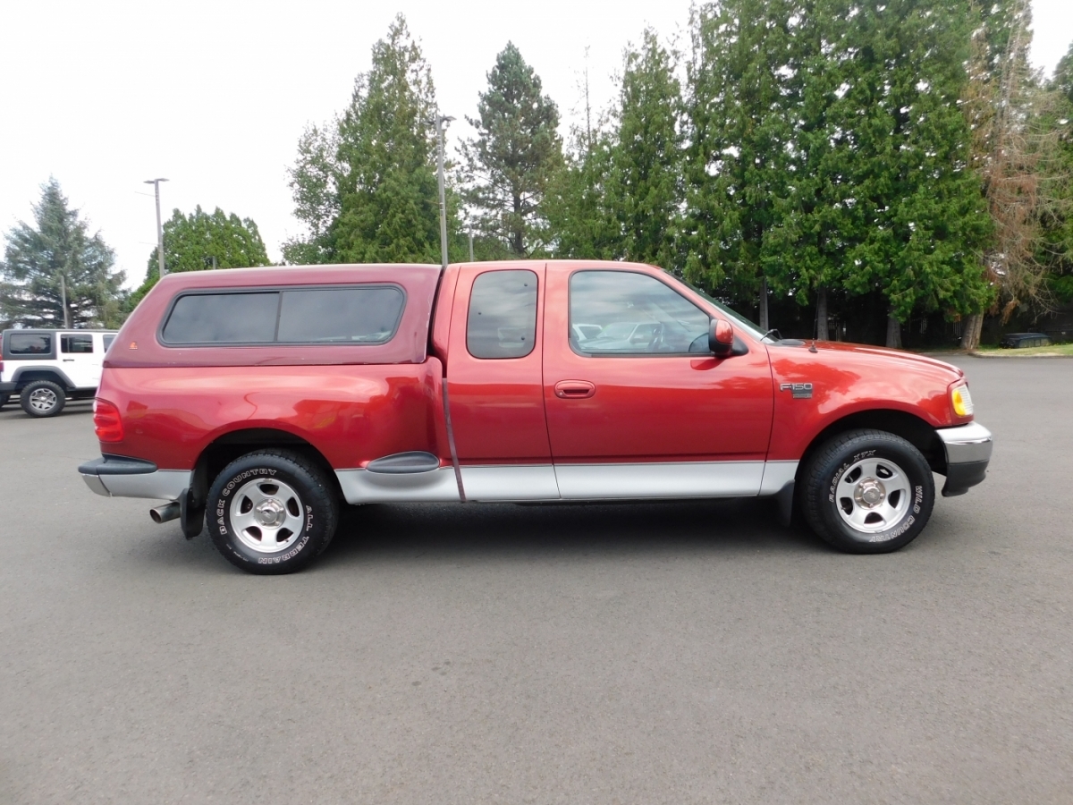 2003 Ford F-150 XLT photo 17