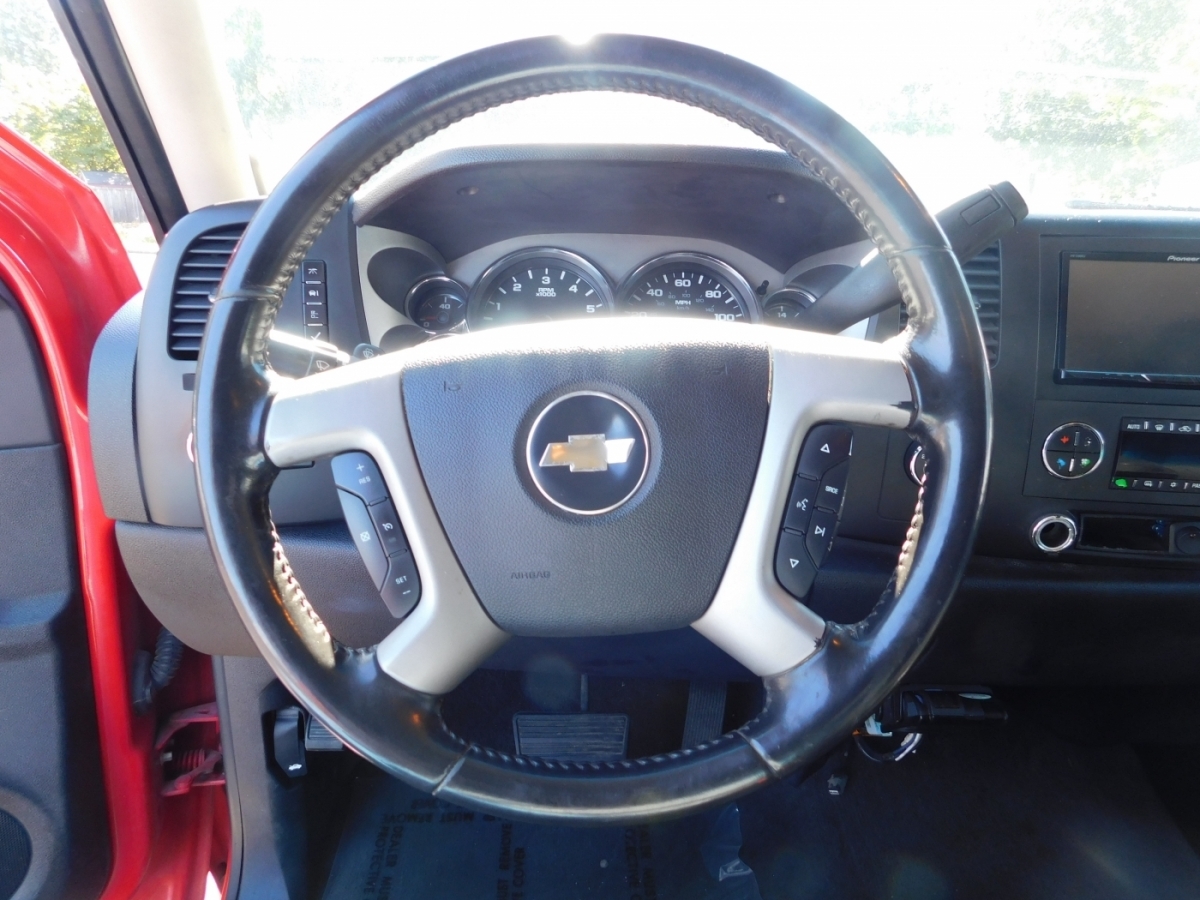 2007 Chevrolet Silverado 1500 LT photo 8