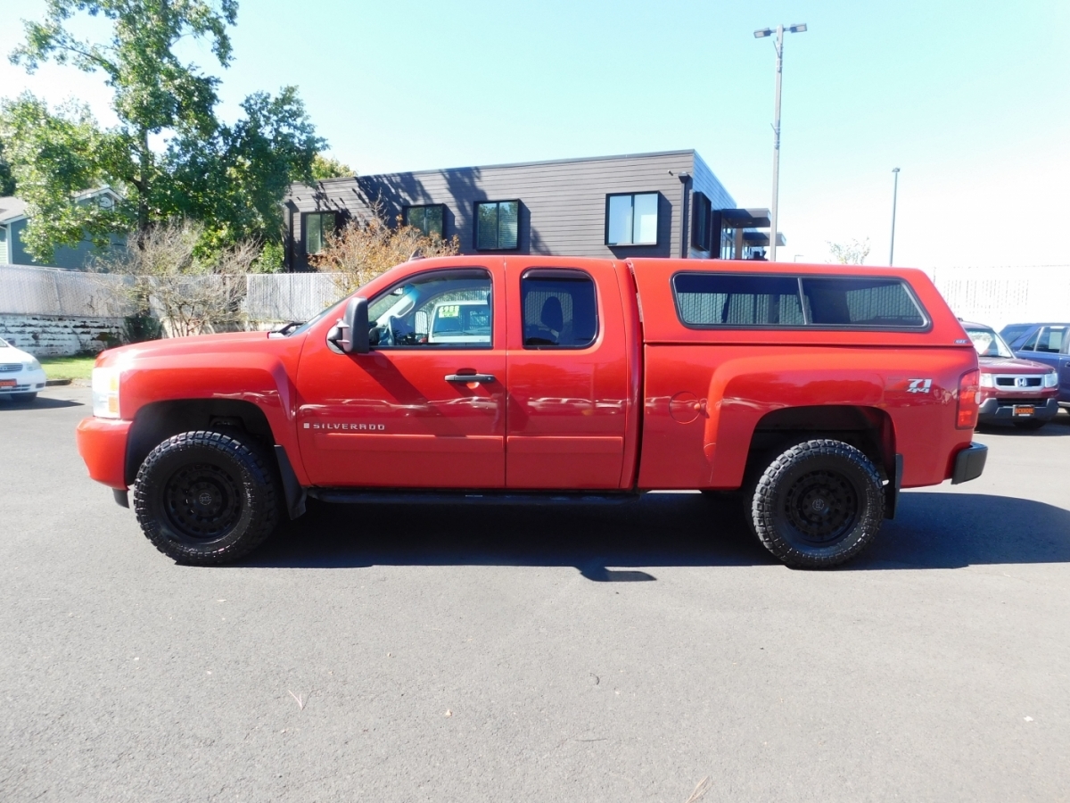 2007 Chevrolet Silverado 1500 LT photo 19