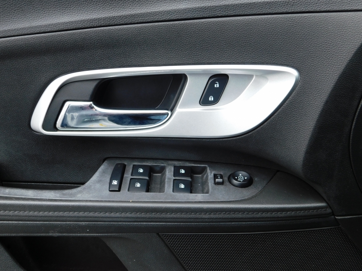 2012 Chevrolet Equinox LS photo 13
