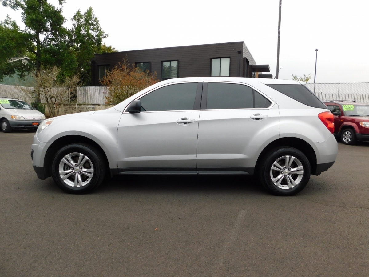 2012 Chevrolet Equinox LS photo 17