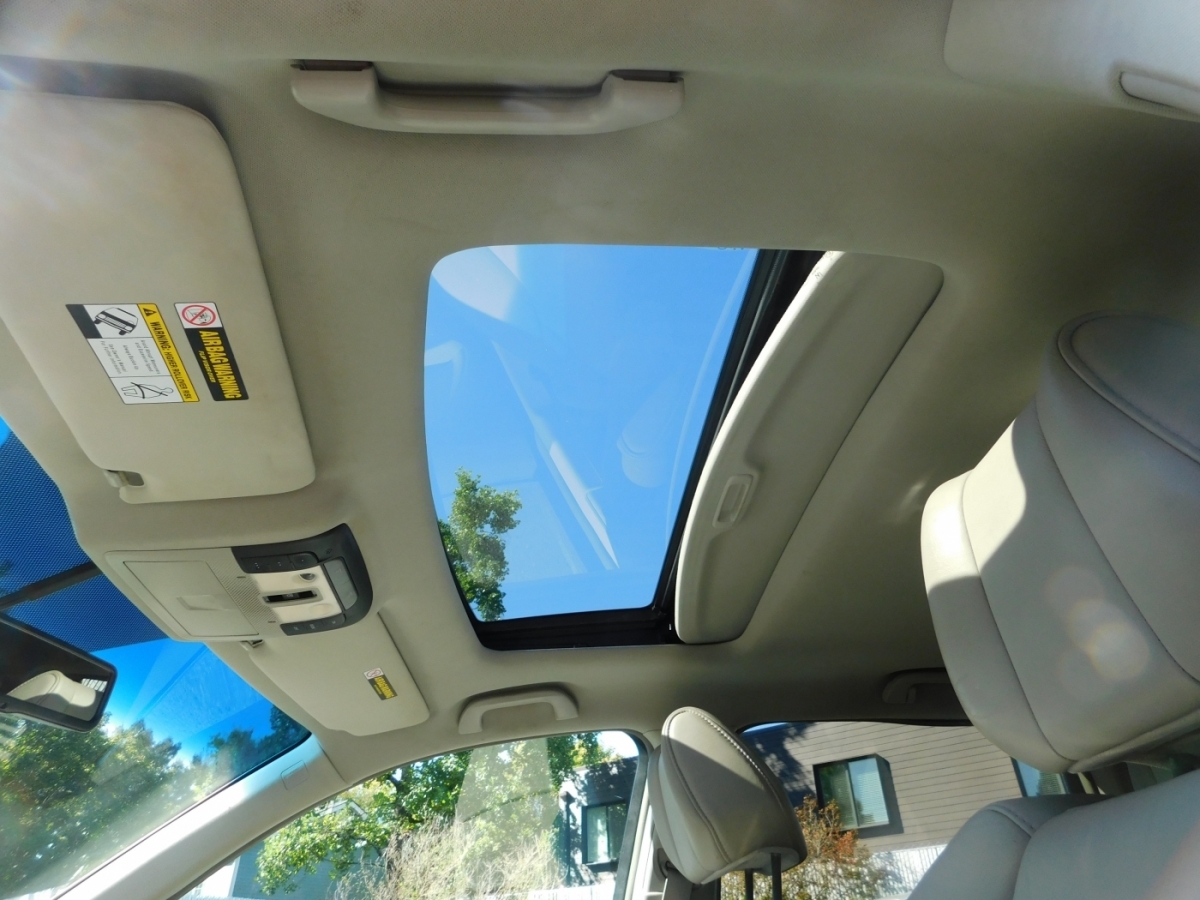 Acura MDX  2011