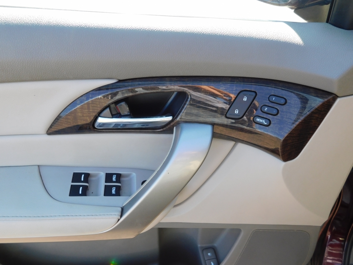Acura MDX  2011