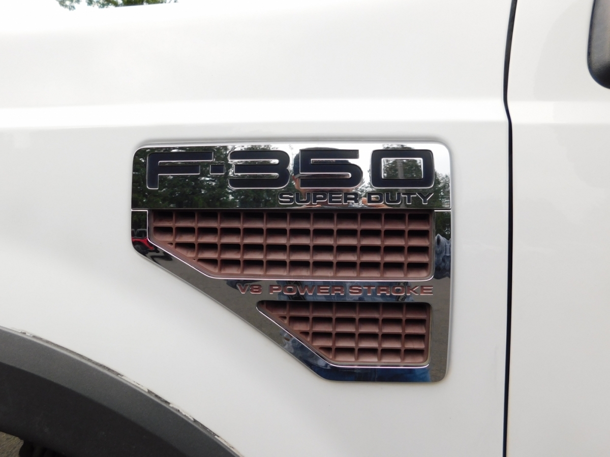 2010 Ford F-350 photo 23