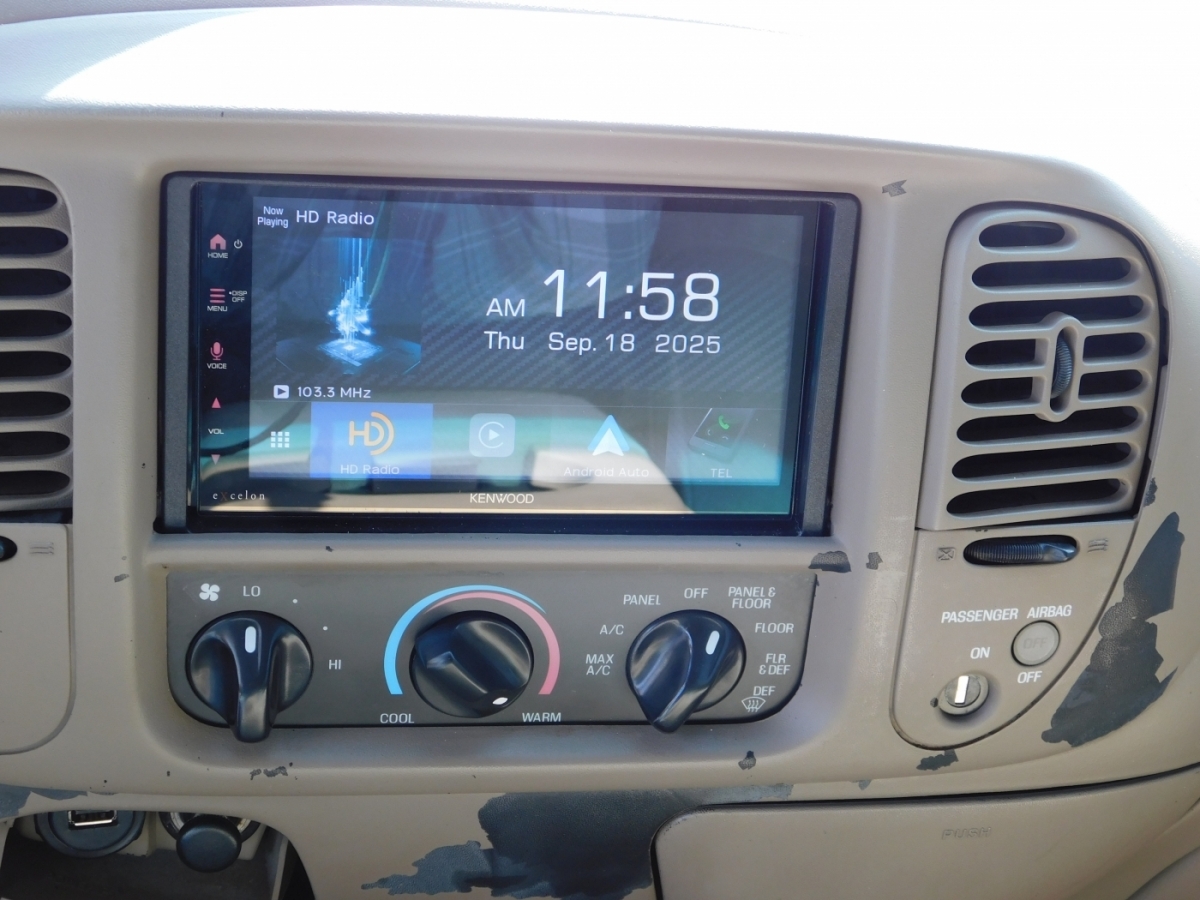 2001 Ford F-150 XLT photo 12