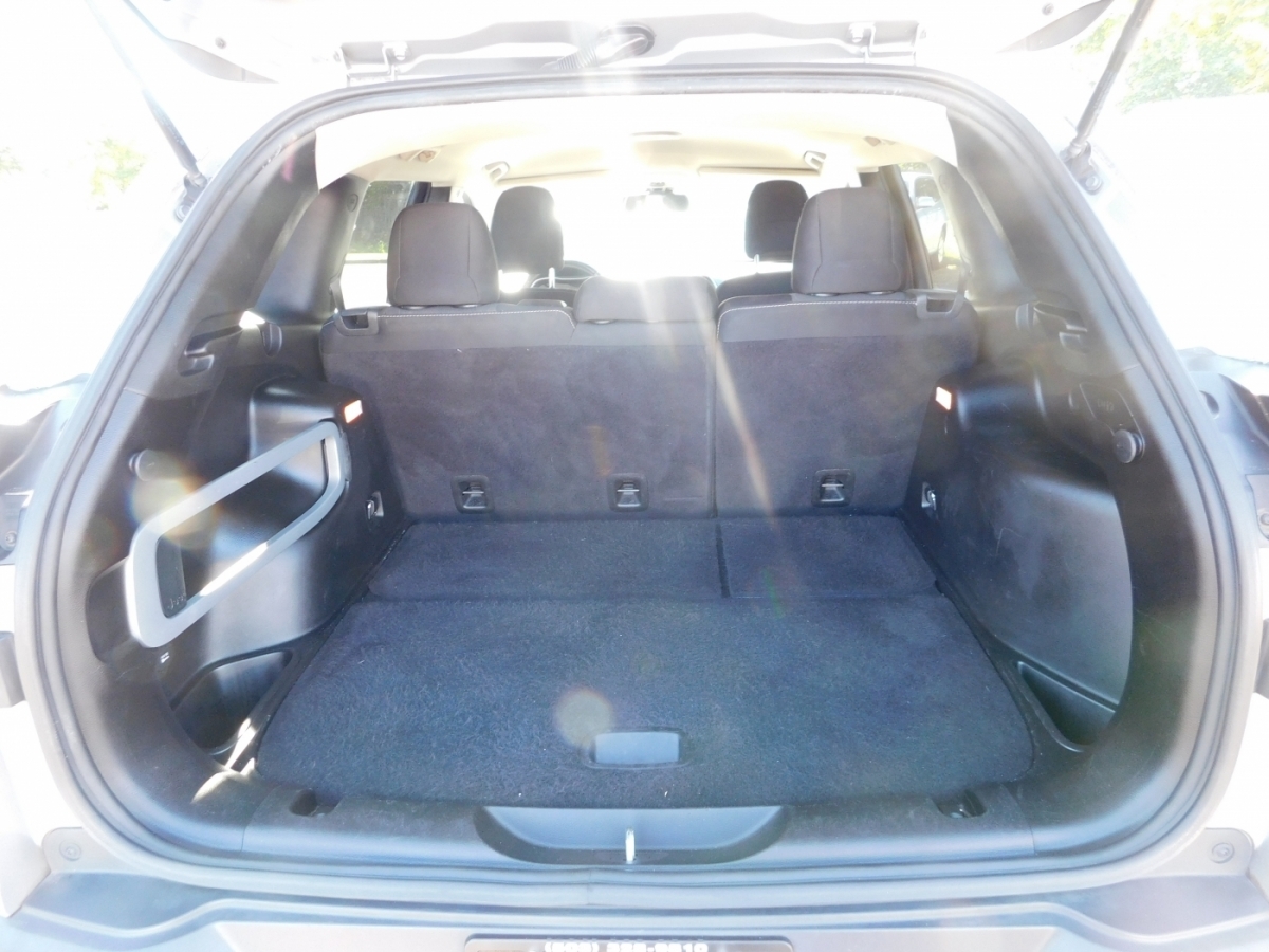 2015 Jeep Cherokee Latitude Sport photo 5