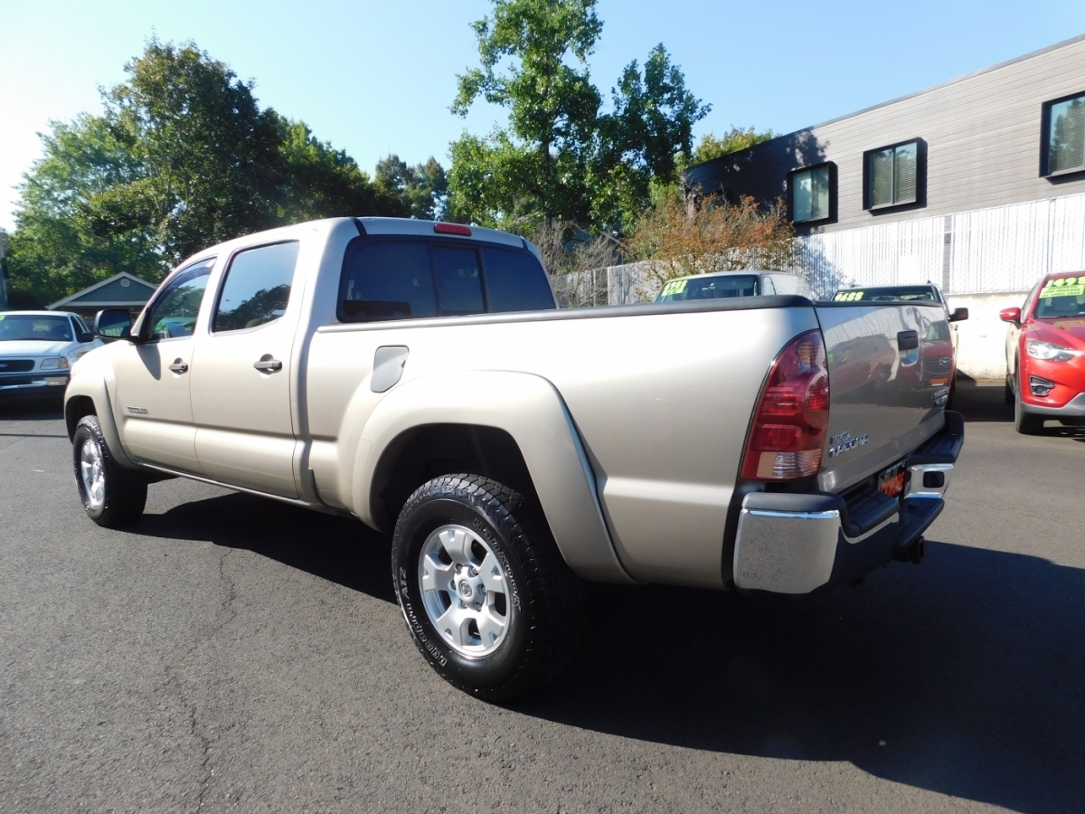 2008 Toyota Tacoma PreRunner photo 3