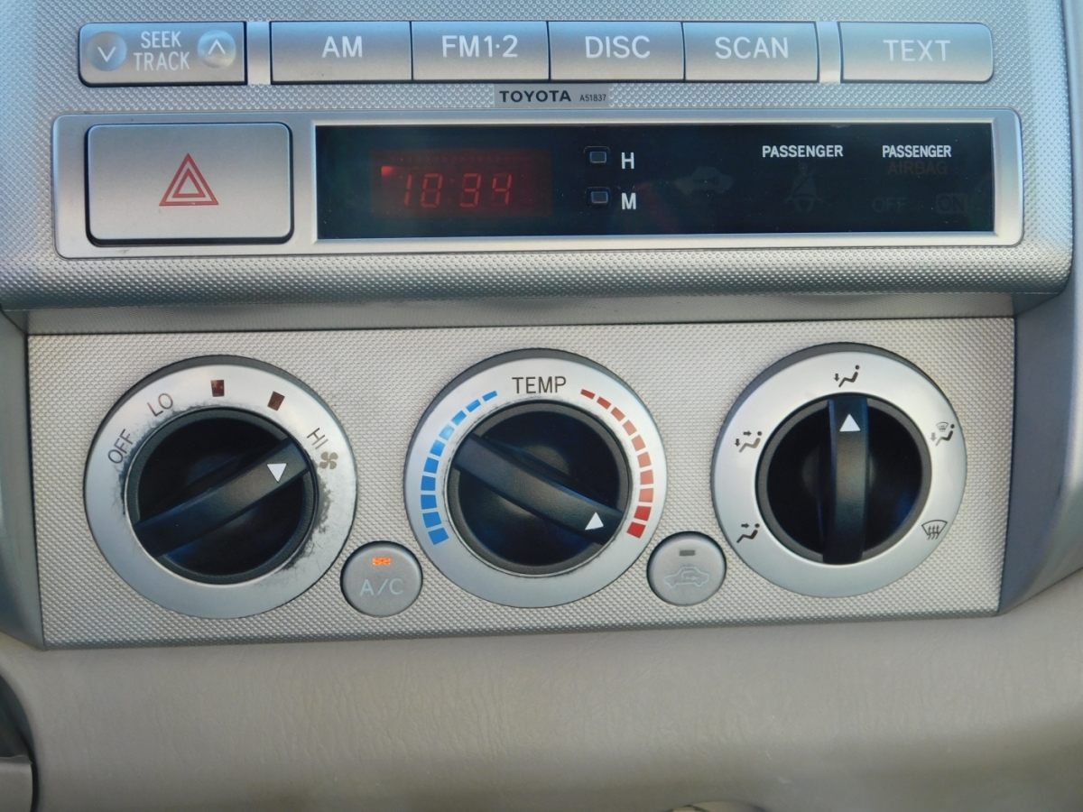 2008 Toyota Tacoma PreRunner photo 12