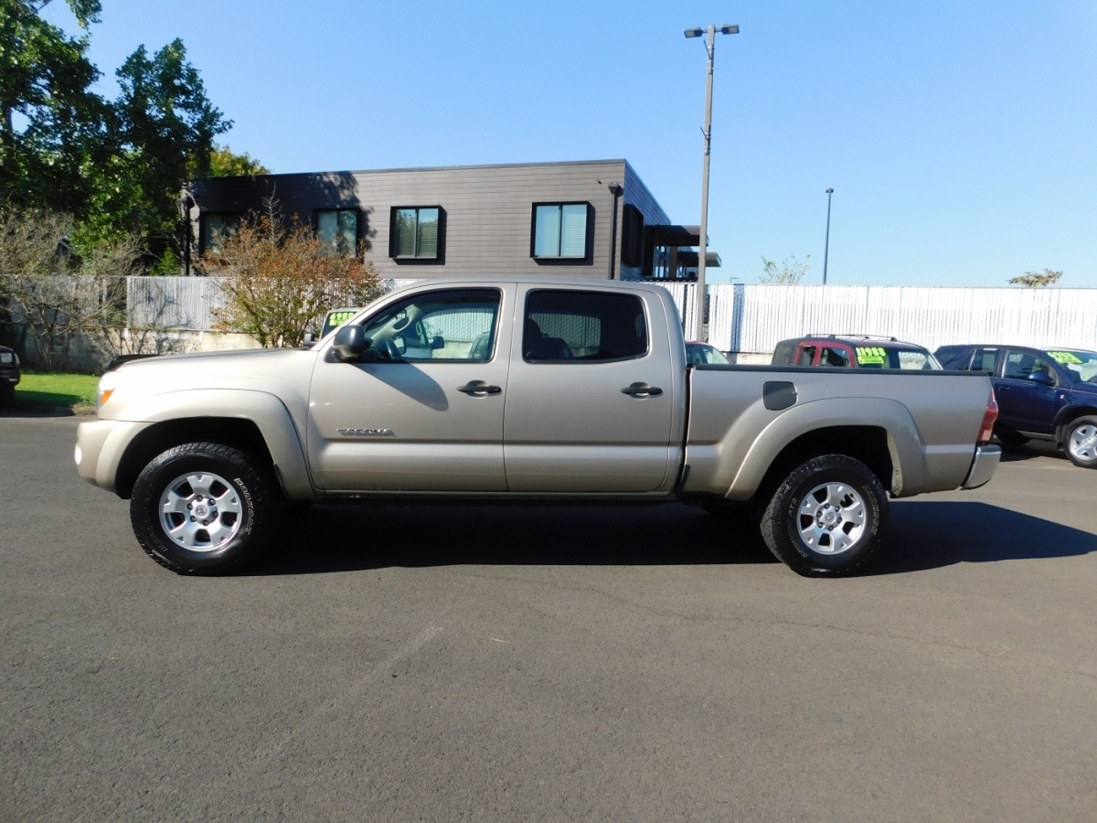2008 Toyota Tacoma PreRunner photo 17
