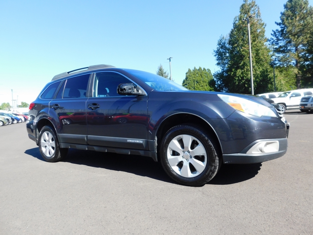 2012 Subaru Outback 2.5i Premium Wagon 4D