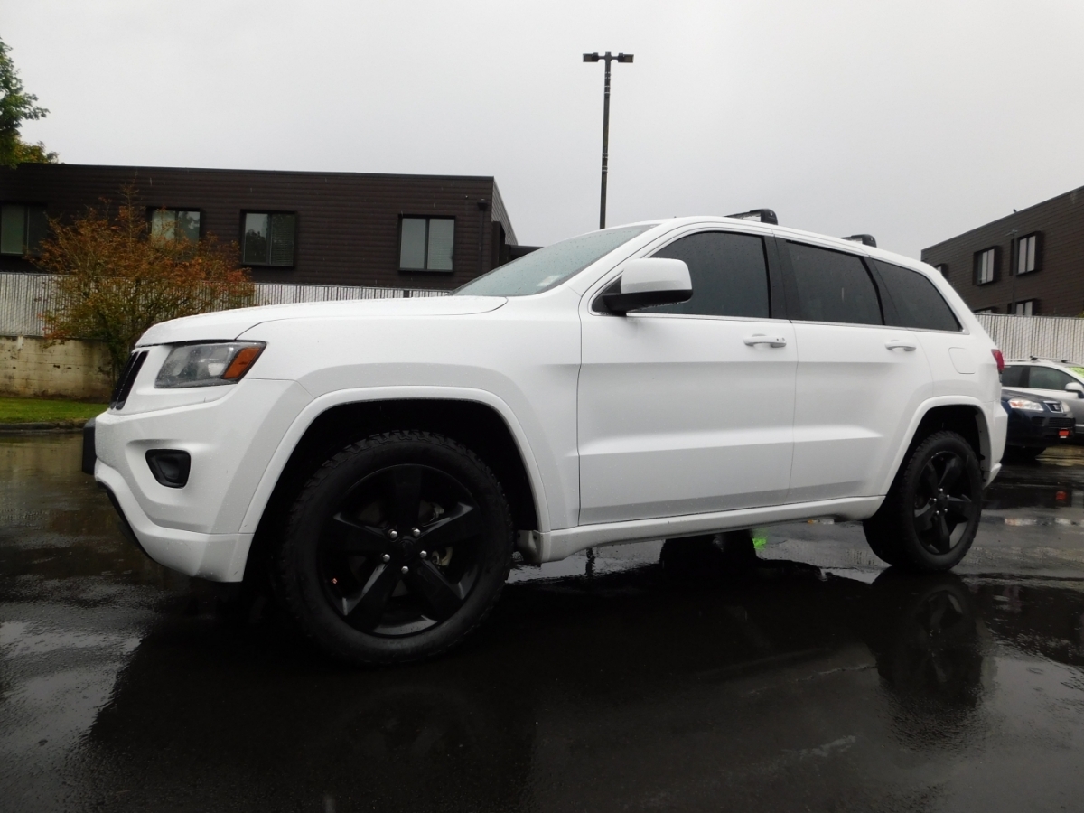 2015 Jeep Grand Cherokee Altitude Sport photo 4