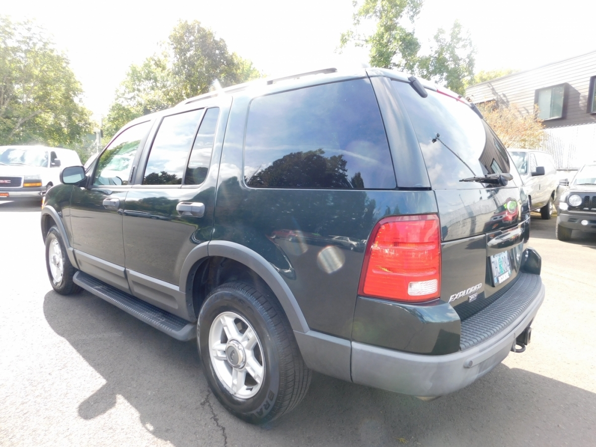 2003 Ford Explorer XLT Sport photo 3