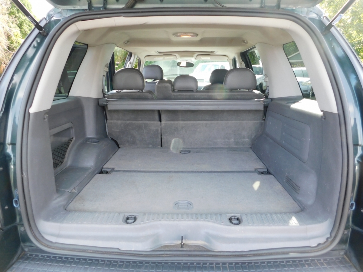 2003 Ford Explorer XLT Sport photo 5