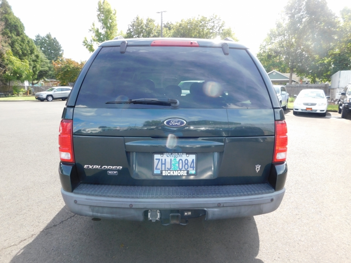 2003 Ford Explorer XLT Sport photo 18