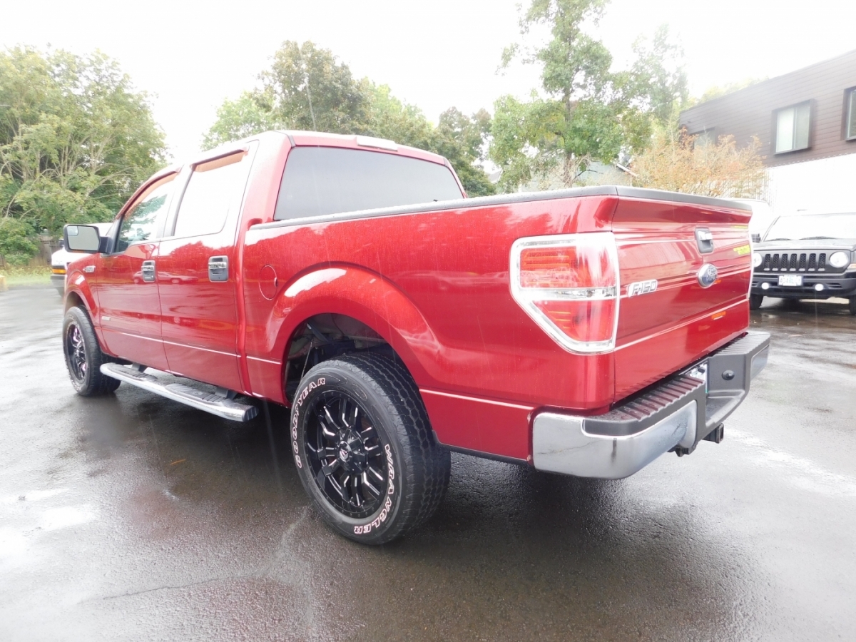 2013 Ford F-150 XLT photo 3