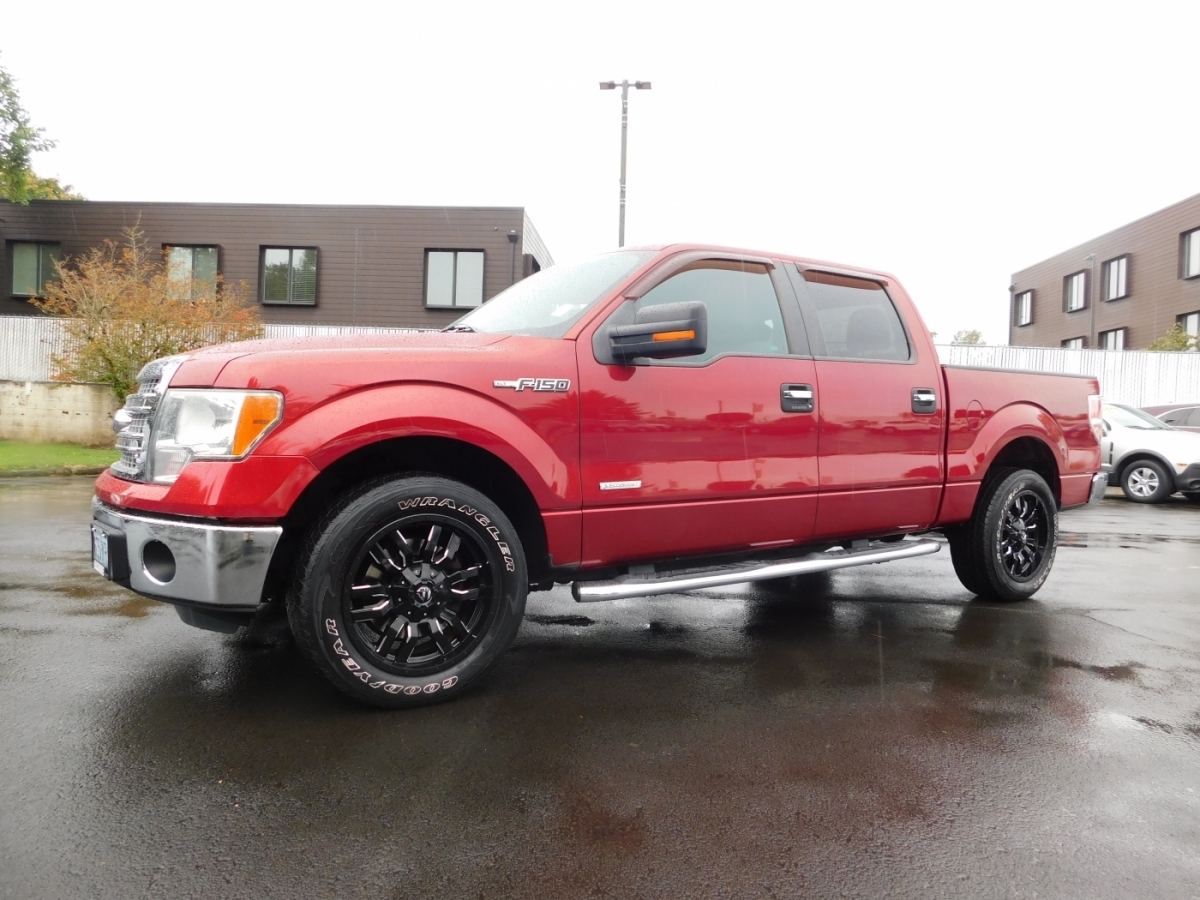 2013 Ford F-150 XLT photo 4