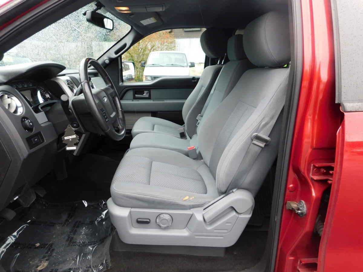 2013 Ford F-150 XLT photo 6