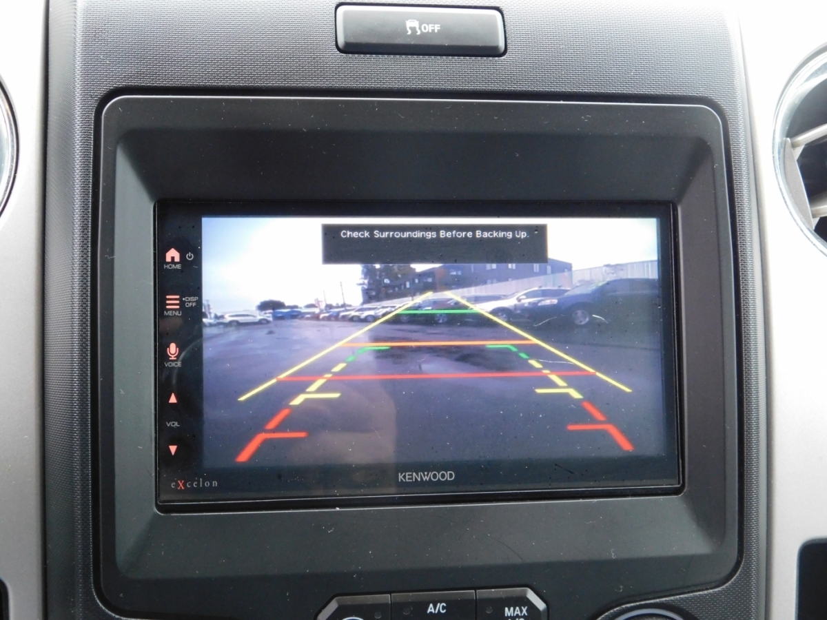 2013 Ford F-150 XLT photo 12