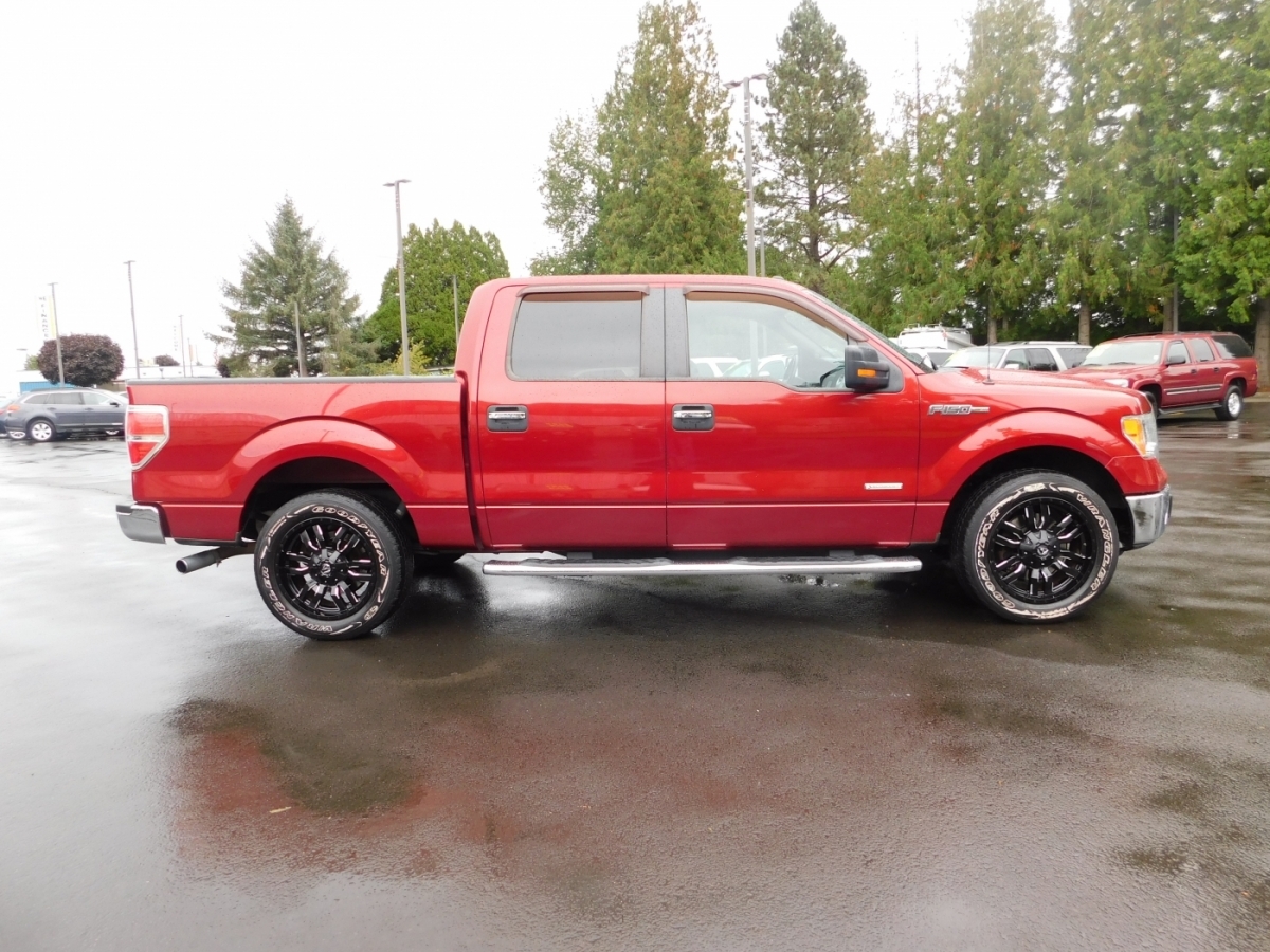 2013 Ford F-150 XLT photo 19