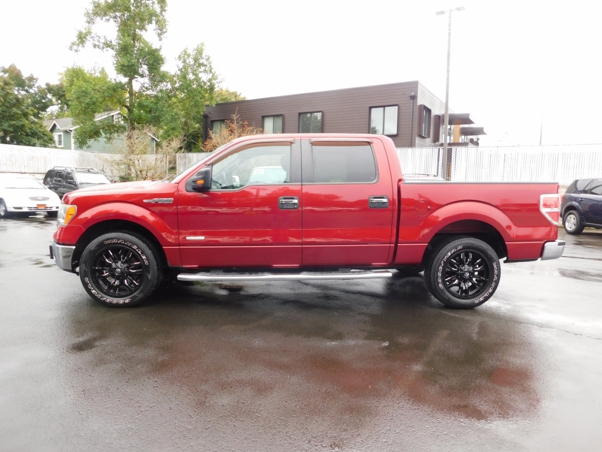 2013 Ford F-150 XLT photo 21