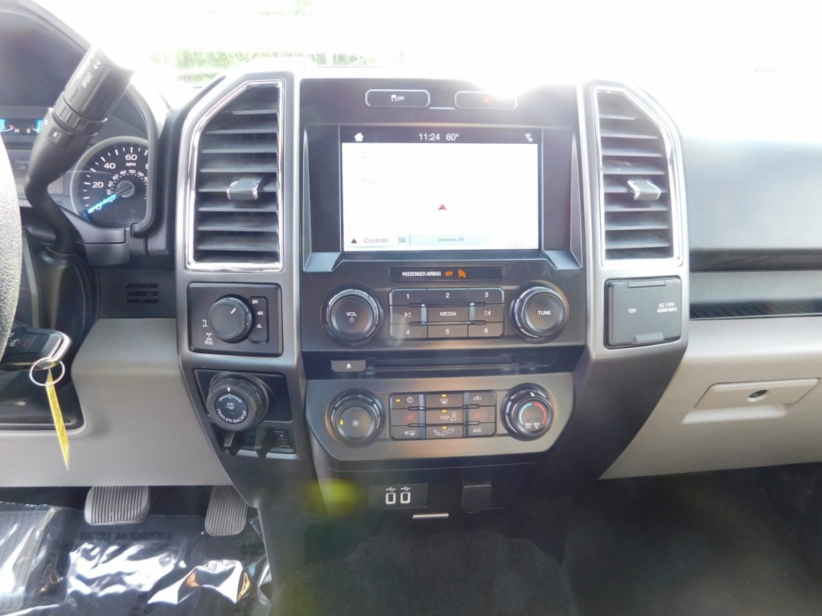 2016 Ford F-150 XLT photo 9