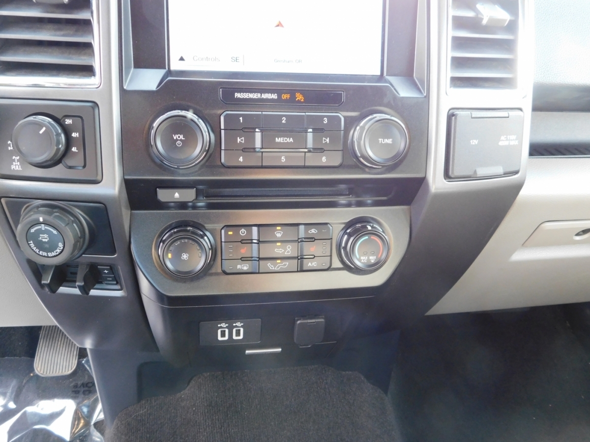 2016 Ford F-150 XLT photo 13