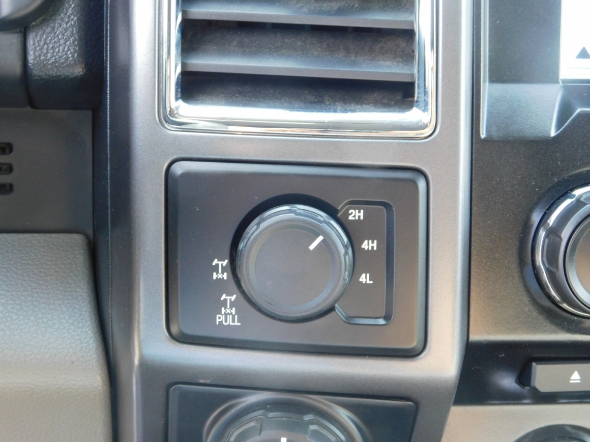 2016 Ford F-150 XLT photo 17
