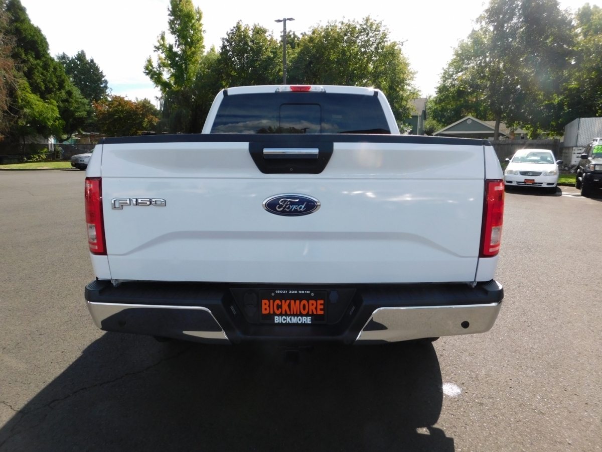 2016 Ford F-150 XLT photo 21