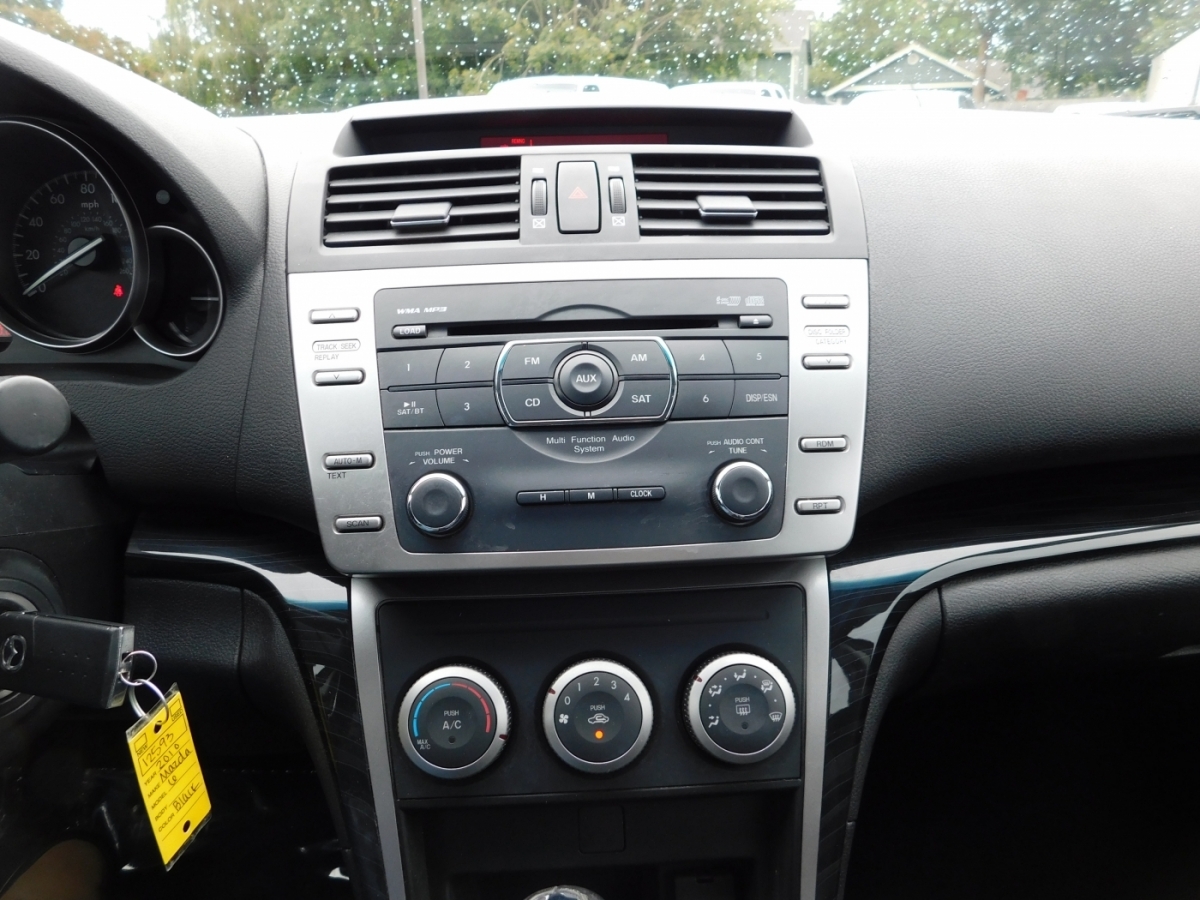 2010 Mazda Mazda6 Touring photo 9
