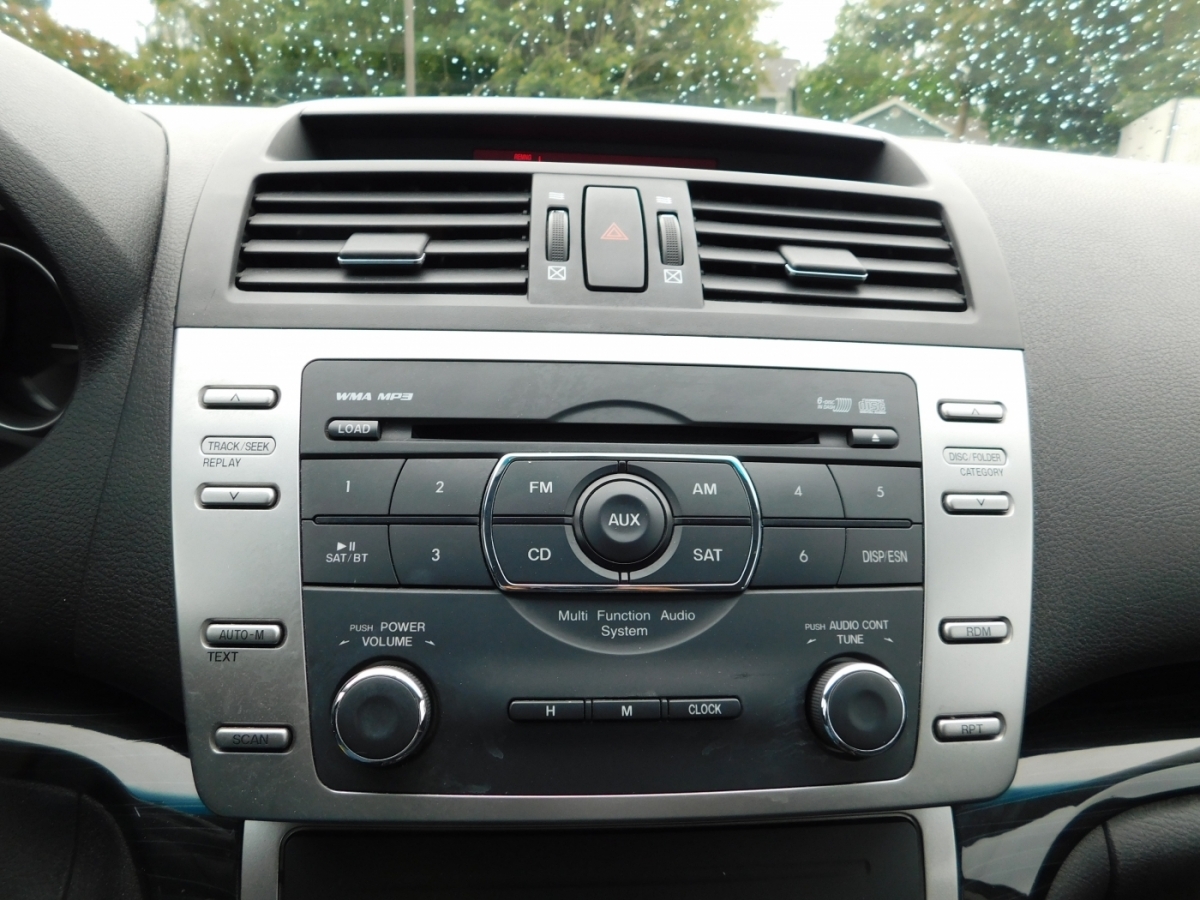 2010 Mazda Mazda6 Touring photo 10