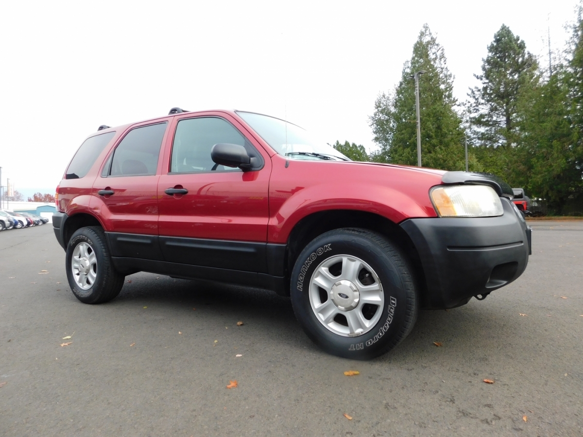 2003 Ford Escape XLT Sport Utility 4D