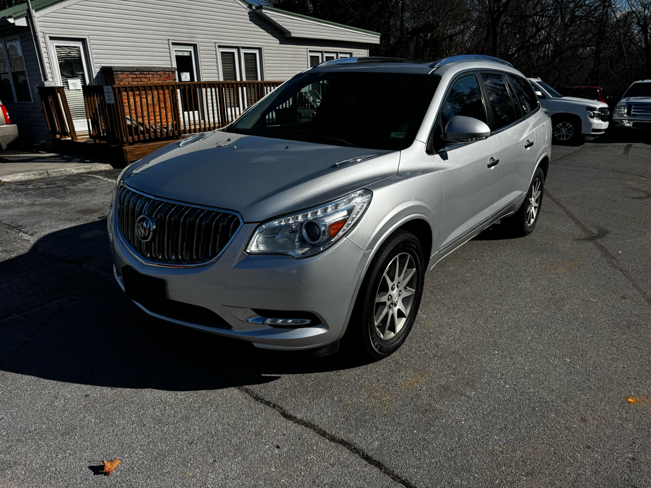 2015 Buick Enclave Leather's photo